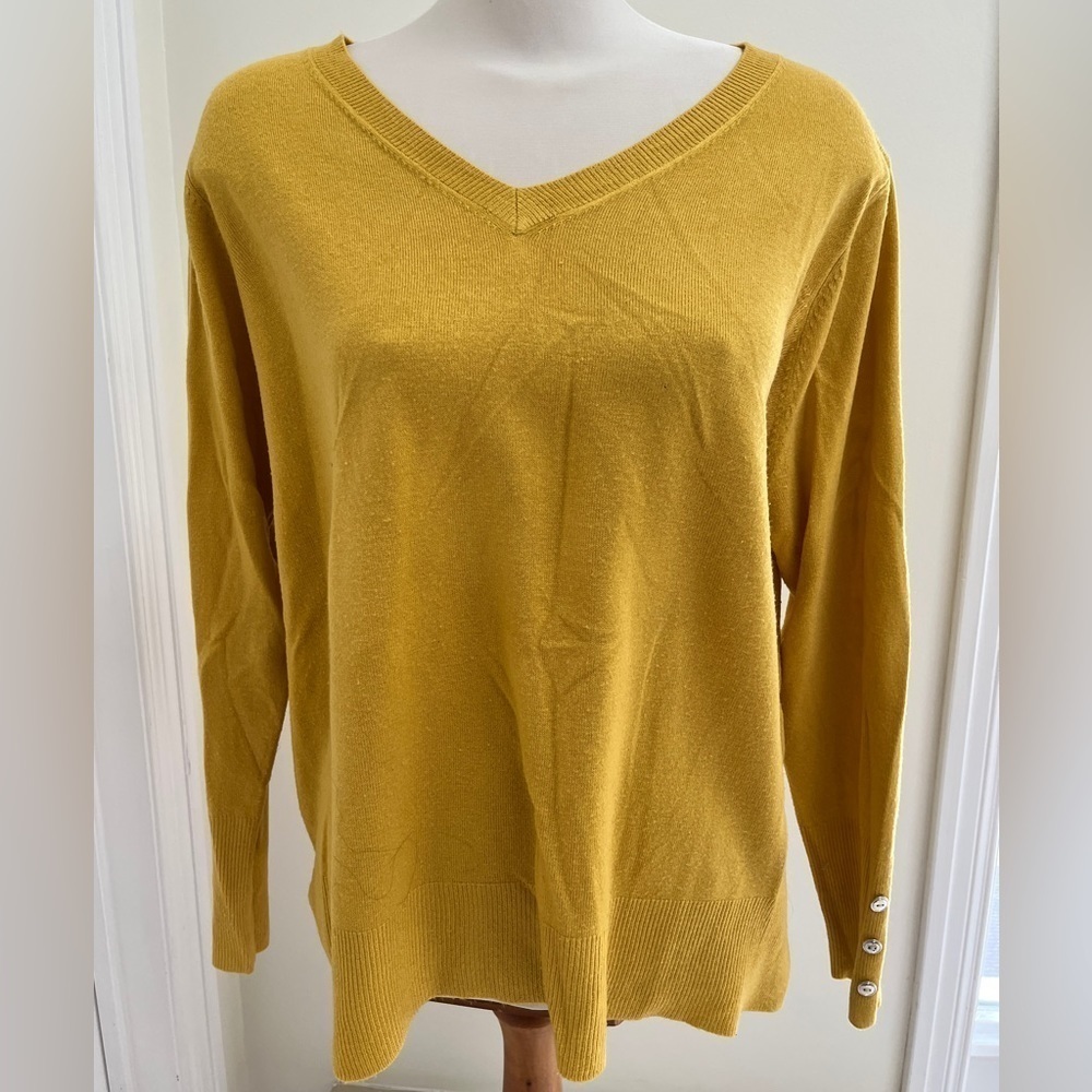 Primark V Neck sweater mustard colour size X-Large